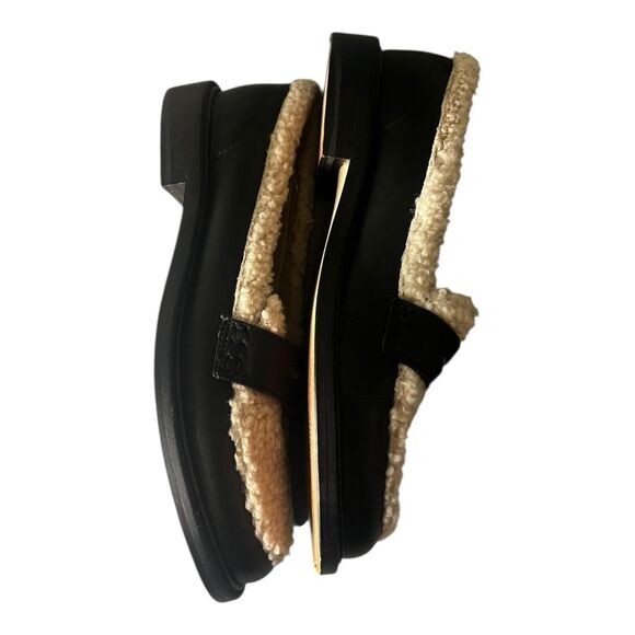 Ann-taylor Women's Black and Cream Loafers Womens Size 6 Preppy Fall shoes - Picture 4 of 6